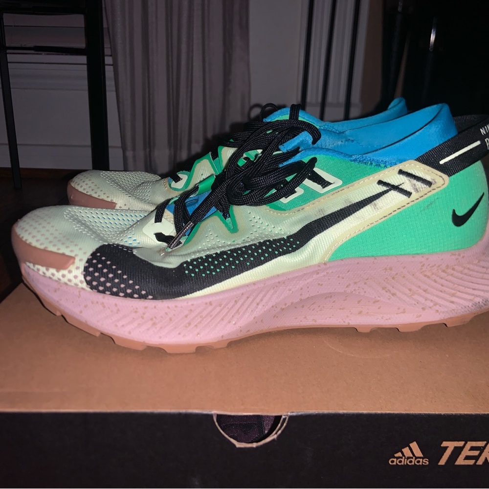 Nike Women's Multicolor Running Shoes